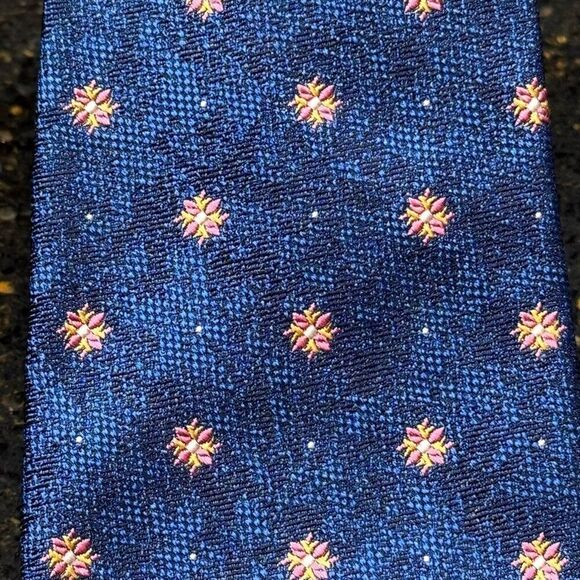 Holland & Sherry London 1836 Blue Silk Tie. - Picture 3 of 7